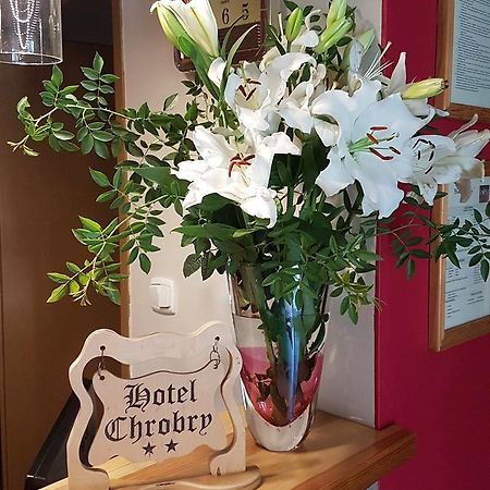 Chrobry Hotel Szprotawa Kültér fotó