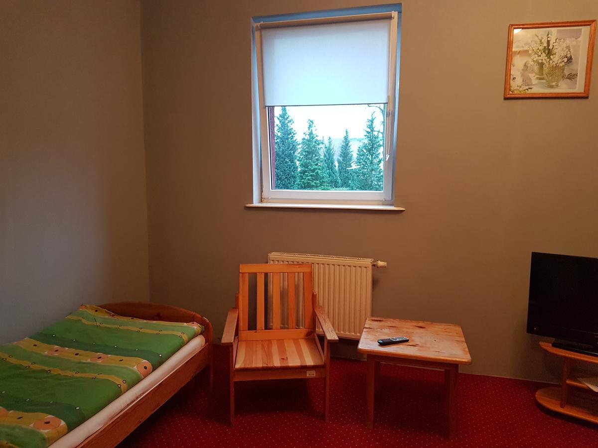 Chrobry Hotel Szprotawa Kültér fotó