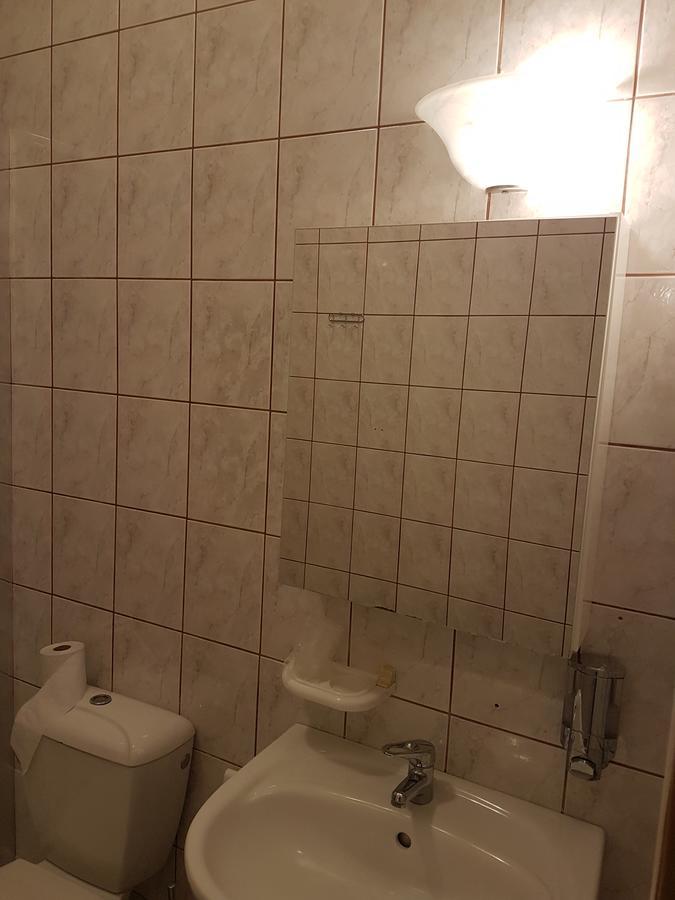 Chrobry Hotel Szprotawa Kültér fotó